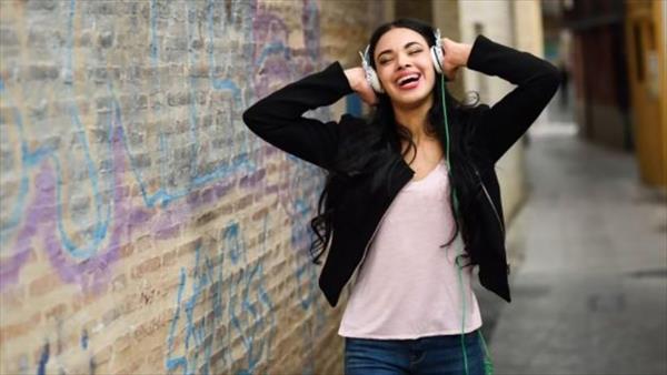 Crece la consulta de adolescentes con problemas auditivos Crece la consulta de adolescentes con problemas auditivos