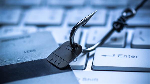 Alerta en empresas por el "phishing", la estafa informática que ya afectó a Baggio y Boca Juniors Alerta en empresas por el "phishing", la estafa informática que ya afectó a Baggio y Boca Juniors