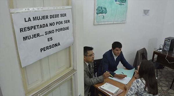 Cuerpo de Abogados brinda asistencia a víctimas de violencia de género Cuerpo de Abogados brinda asistencia a víctimas de violencia de género