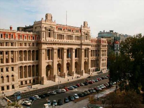 ¿Vuelve la presencialidad? ¿Vuelve la presencialidad?