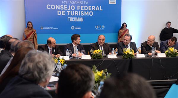 El Consejo Federal de Turismo se reunió en Tucumán El Consejo Federal de Turismo se reunió en Tucumán