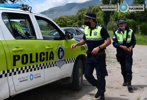 Un guardiacárcel falleció y dos delincuentes resultaron heridos durante un robo Un guardiacárcel falleció y dos delincuentes resultaron heridos durante un robo