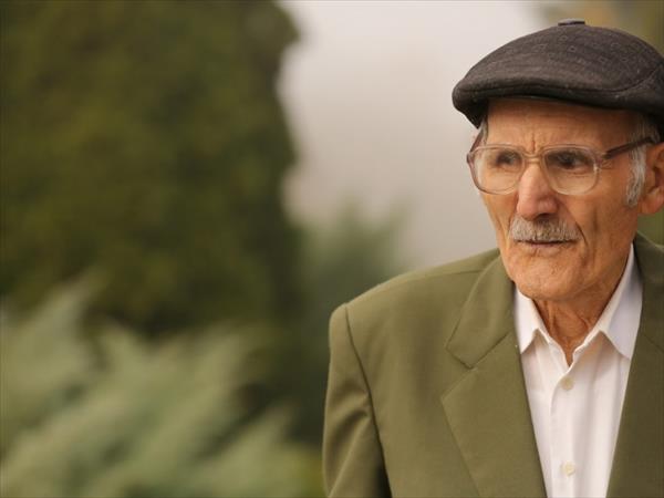 Un anciano muy capaz Un anciano muy capaz
