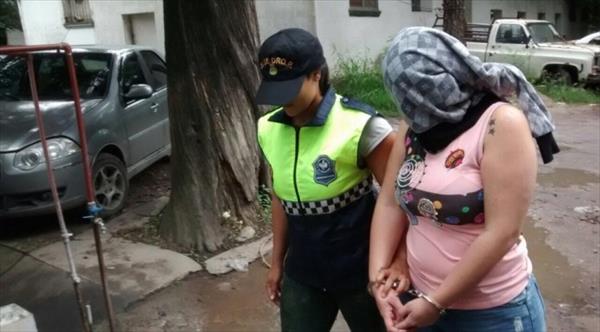 Fue a visitar a un interno en Villa Urquiza y quedó detenida Fue a visitar a un interno en Villa Urquiza y quedó detenida