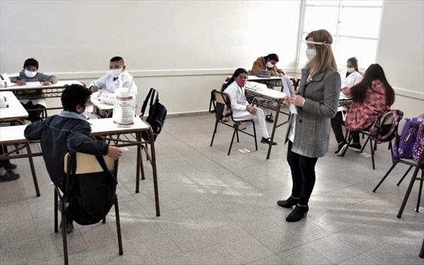 Paso a paso: el conflicto judicial por las clases presenciales en el AMBA Paso a paso: el conflicto judicial por las clases presenciales en el AMBA
