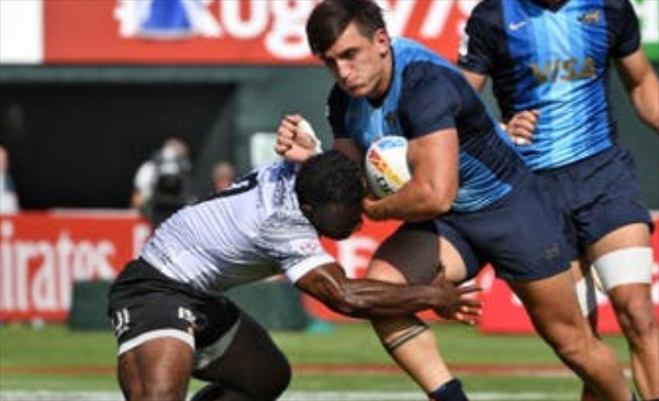 “Mano prohibida” para los rugbiers “Mano prohibida” para los rugbiers