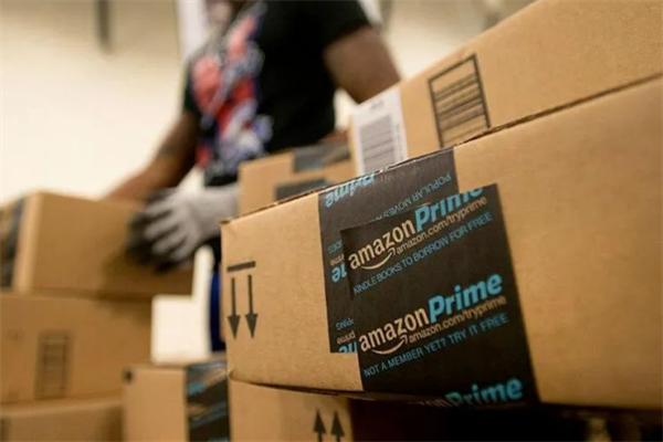 La UE condena a Amazon a pagar la multa más alta de la historia en materia de privacidad: 746 millones de euros La UE condena a Amazon a pagar la multa más alta de la historia en materia de privacidad: 746 millones de euros