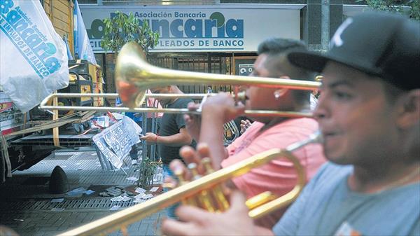 La Bancaria realizará una huelga de 48 horas mañana y pasado La Bancaria realizará una huelga de 48 horas mañana y pasado