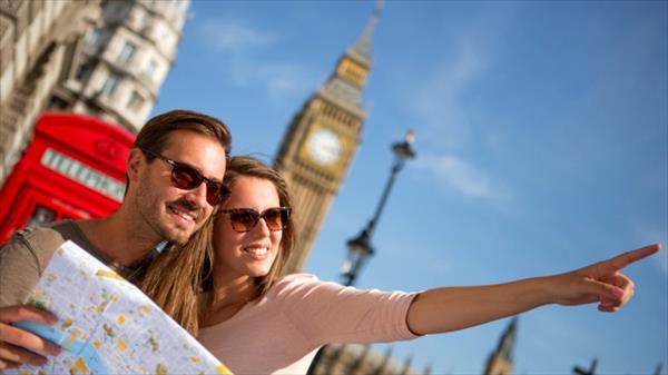 POR QUÉ VIAJAR ES MÁS VALIOSO QUE COMPRAR OBJETOS MATERIALES POR QUÉ VIAJAR ES MÁS VALIOSO QUE COMPRAR OBJETOS MATERIALES