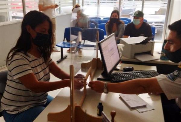 La Policía entregó más de 7.200 constancias de no voto La Policía entregó más de 7.200 constancias de no voto