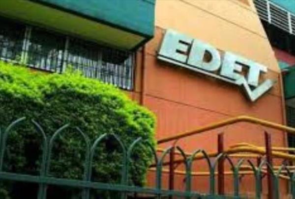 La Provincia multó a Edet por los cortes improvisados y la falta de suministro La Provincia multó a Edet por los cortes improvisados y la falta de suministro