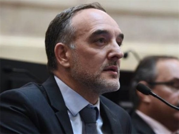 Doñate se quedó afuera del Consejo Doñate se quedó afuera del Consejo