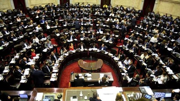 Diputados convirtió en ley la reforma que permite a empresas financiar campañas electorales Diputados convirtió en ley la reforma que permite a empresas financiar campañas electorales