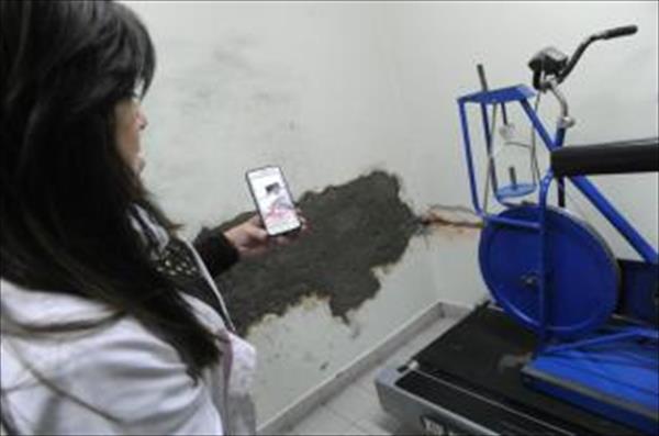 ENTRARON A UN LABORATORIO, HICIERON UN BOQUETE Y ROBARON ALLÍ Y EL NEGOCIO VECINO ENTRARON A UN LABORATORIO, HICIERON UN BOQUETE Y ROBARON ALLÍ Y EL NEGOCIO VECINO